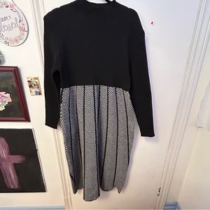 Black long sleeve dress